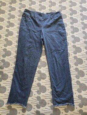 Ruby Rd. stretch denim pull-on pants. Size M